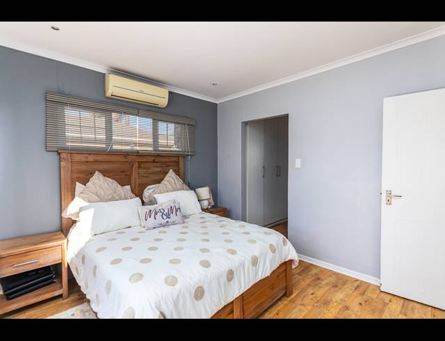 3 BEDROOM FREEHOLD FOR SALE IN PARKLANDS